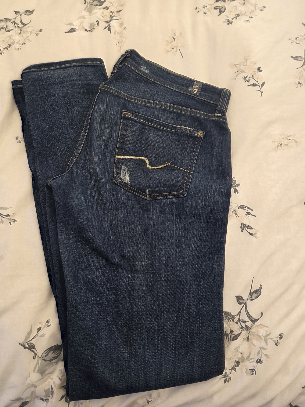 7 For All Mankind Classic Dark Wash Women’s Jeans - Blue